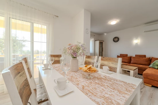 Domek Severní Dalmácie - Nin DA 17100 N1