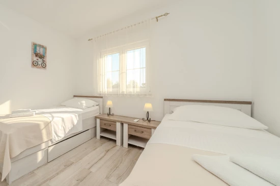 Domek Severní Dalmácie - Nin DA 17100 N1