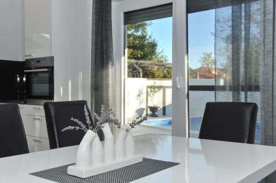 Vila Severní Dalmácie - Privlaka DA 17102 N1