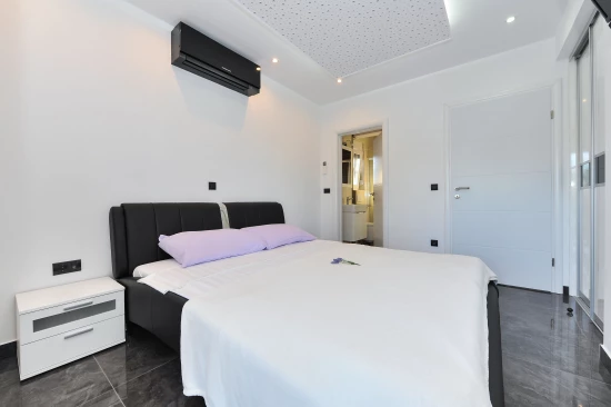 Vila Severní Dalmácie - Privlaka DA 17102 N1