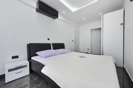 Vila Severní Dalmácie - Privlaka DA 17102 N1