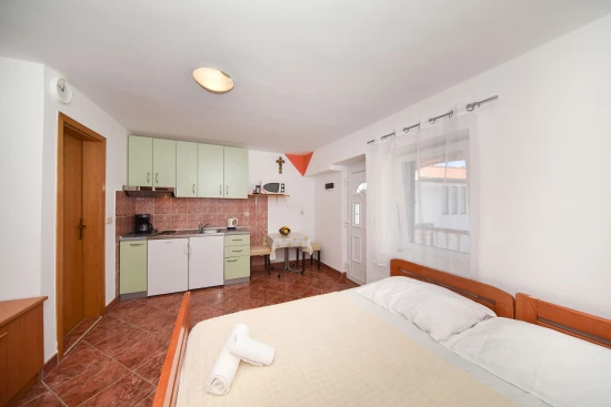 Apartmán Severní Dalmácie - Privlaka DA 17103 N1