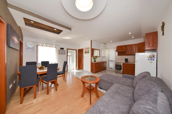 Apartmán Severní Dalmácie - Privlaka DA 17103 N3