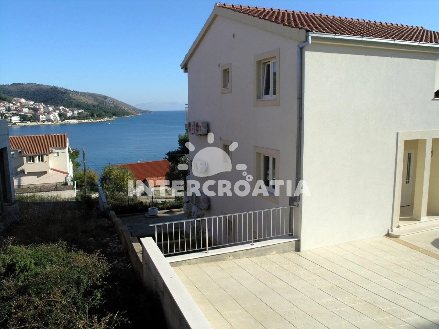 Apartmán Střední Dalmácie - Okrug Gornji DA 17103 N2