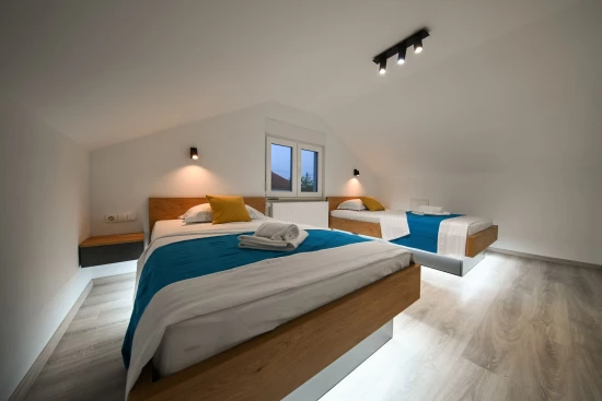 Domek Severní Dalmácie - Privlaka DA 17109 N1