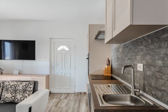 Vila Severní Dalmácie - Posedarje DA 17110 N1