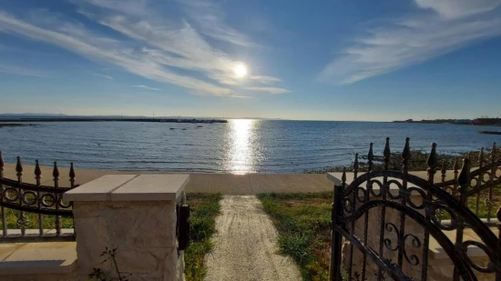 Apartmán Severní Dalmácie - Privlaka DA 17117 N1