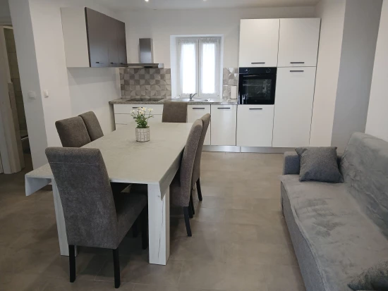 Apartmán Severní Dalmácie - Sukošan DA 17120 N1