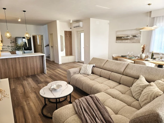 Vila Ostrov Krk - Dobrinj OS 12021 N1