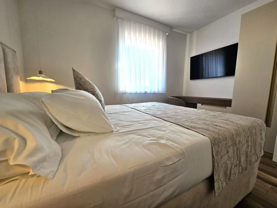 Vila Ostrov Krk - Dobrinj OS 12021 N1