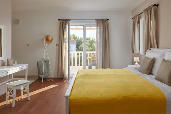Vila Ostrov Hvar - Stari Grad OS 12029 N1