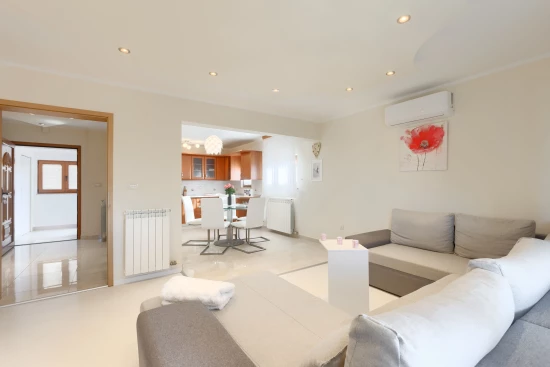 Domek Istrie - Lašići IS 8041 N1