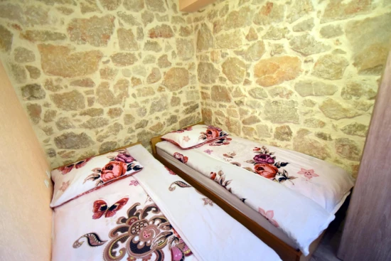 Domek Ostrov Krk - Dobrinj OS 12060 N1