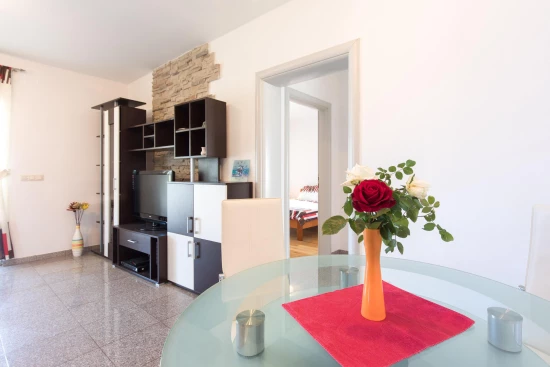 Vila Ostrov Krk - Malinska OS 12074 N1