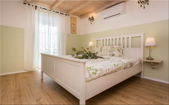 Vila Ostrov Krk - Malinska OS 12085 N1