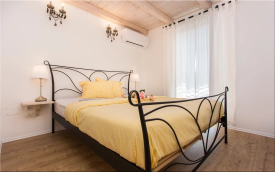 Vila Ostrov Krk - Malinska OS 12085 N1