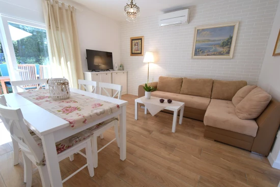 Domek Ostrov Krk - Malinska OS 12096 N1