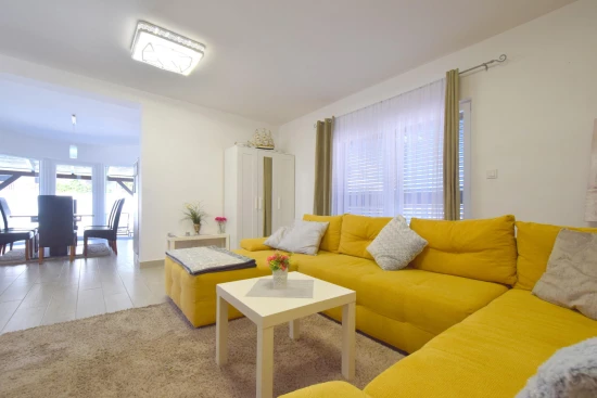 Vila Ostrov Krk - Malinska OS 12129 N1