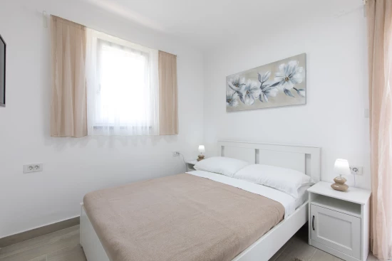 Vila Ostrov Krk - Malinska OS 12129 N1