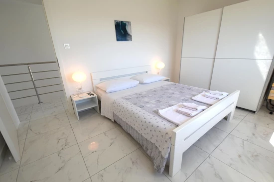 Vila Ostrov Krk - Linardići OS 12132 N1