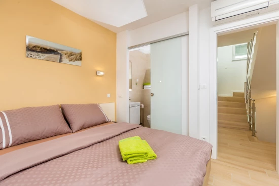 Vila Ostrov Krk - Malinska OS 12144 N1