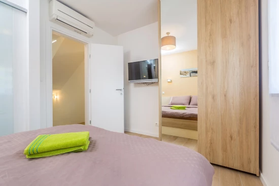 Vila Ostrov Krk - Malinska OS 12144 N1