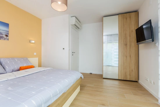 Vila Ostrov Krk - Malinska OS 12144 N1