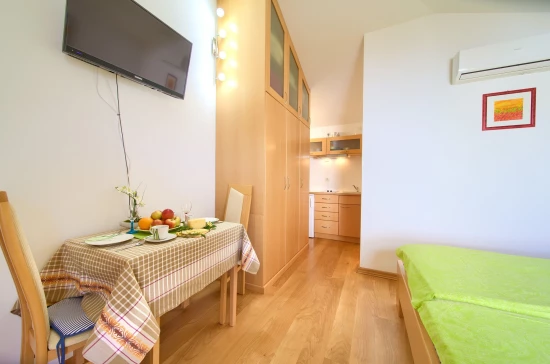 Apartmán Ostrov Krk - Vantačići (Malinska) OS 12147 N1