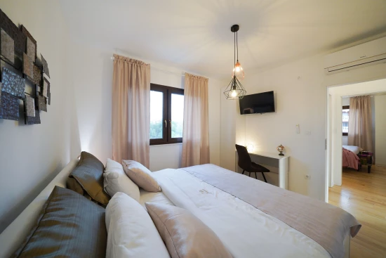 Vila Severní Dalmácie - Sukošan DA 17131 N1