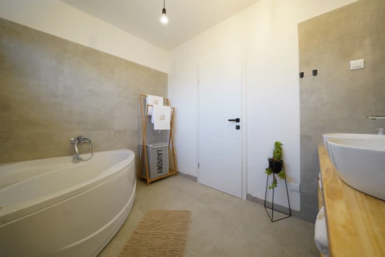 Vila Severní Dalmácie - Sukošan DA 17131 N1