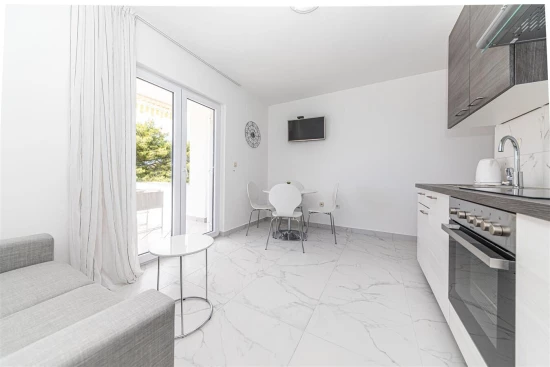 Apartmán Střední Dalmácie - Okrug Donji DA 17133 N1