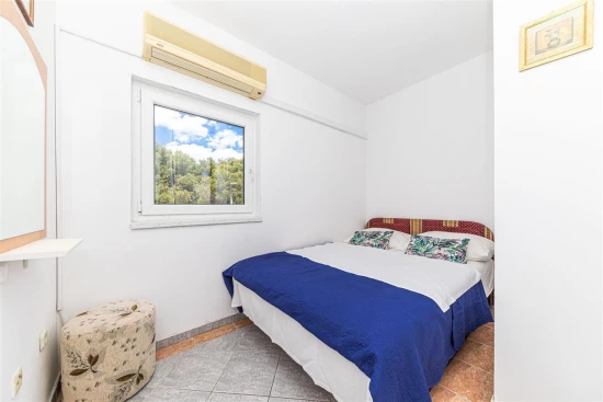 Apartmán Střední Dalmácie - Okrug Donji DA 17133 N2