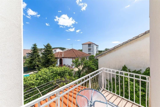 Apartmán Střední Dalmácie - Okrug Donji DA 17133 N3