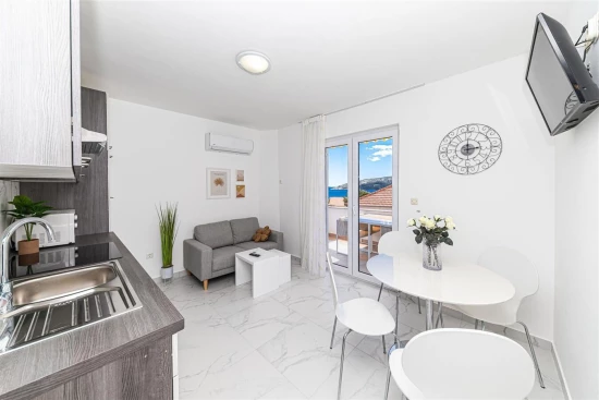 Apartmán Střední Dalmácie - Okrug Donji DA 17133 N3