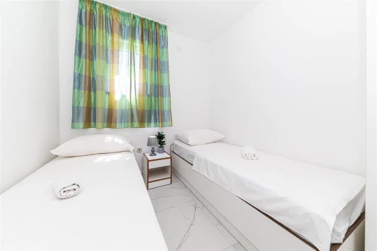 Apartmán Střední Dalmácie - Okrug Donji DA 17133 N3