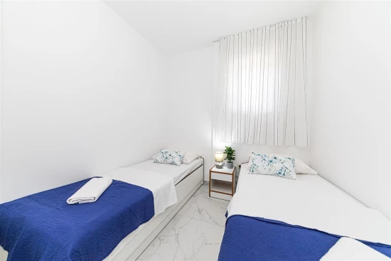 Apartmán Střední Dalmácie - Okrug Donji DA 17133 N4