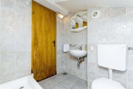 Apartmán Střední Dalmácie - Okrug Donji DA 17133 N5