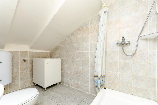 Apartmán Střední Dalmácie - Okrug Donji DA 17133 N5