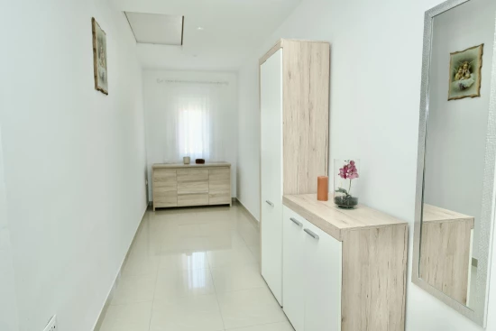 Apartmán Střední Dalmácie - Primorski Dolac DA 17136 N1