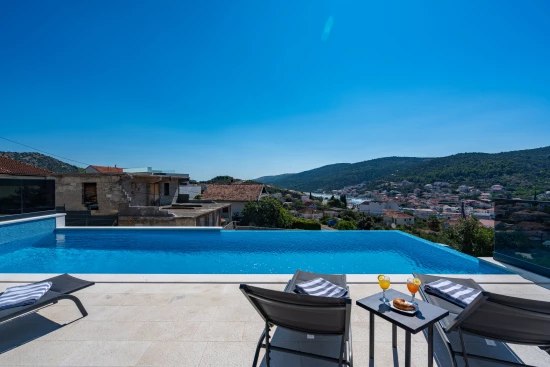 Vila Střední Dalmácie - Marina DA 17141 N1