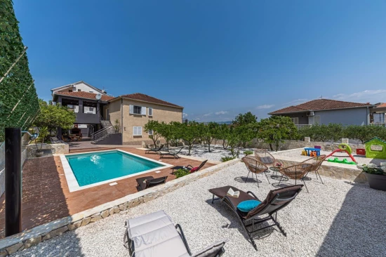 Apartmán Střední Dalmácie - Okrug Gornji DA 17142 N1