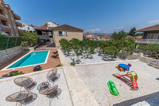 Apartmán Střední Dalmácie - Okrug Gornji DA 17142 N1