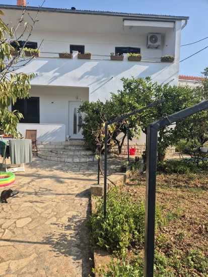 Apartmán Střední Dalmácie - Vinišće DA 17144 N1