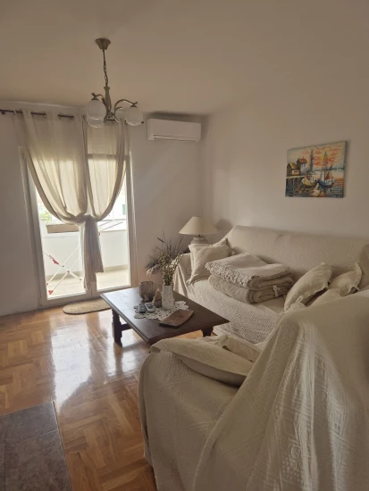 Apartmán Střední Dalmácie - Vinišće DA 17144 N1