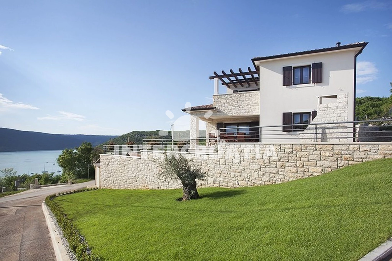 Vila Istrie - Trget IS 8046 N1