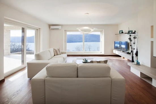 Vila Istrie - Trget IS 8046 N1