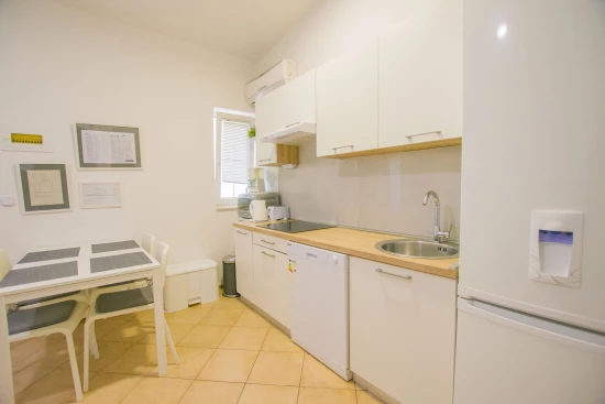 Apartmán Severní Dalmácie - Drage DA 17158 N9