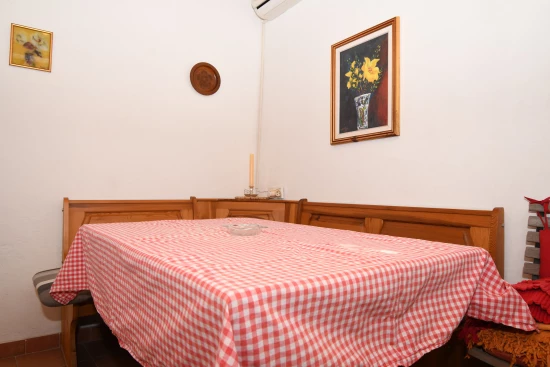 Apartmán Střední Dalmácie - Okrug Gornji DA 17159 N3