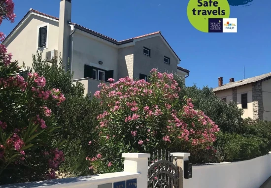 Apartmán UNKNOWN 7000 N2