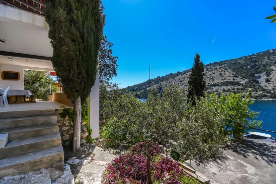 Apartmán Střední Dalmácie - Vinišće DA 17160 N1